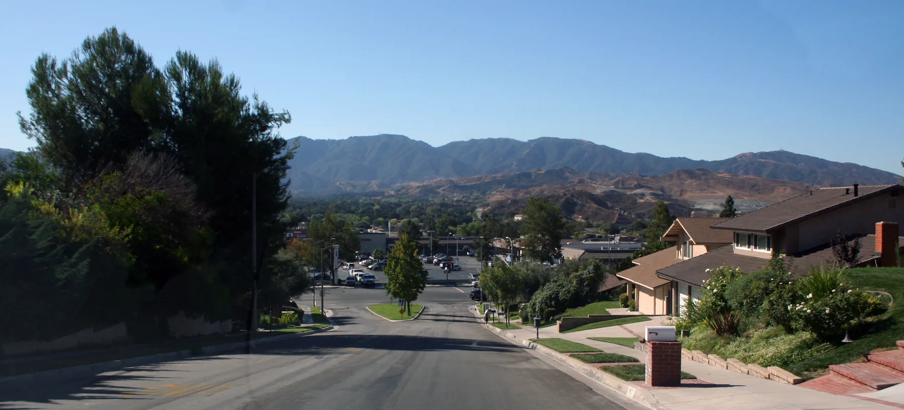 A hillside residential street in the Santa Clarita Valley