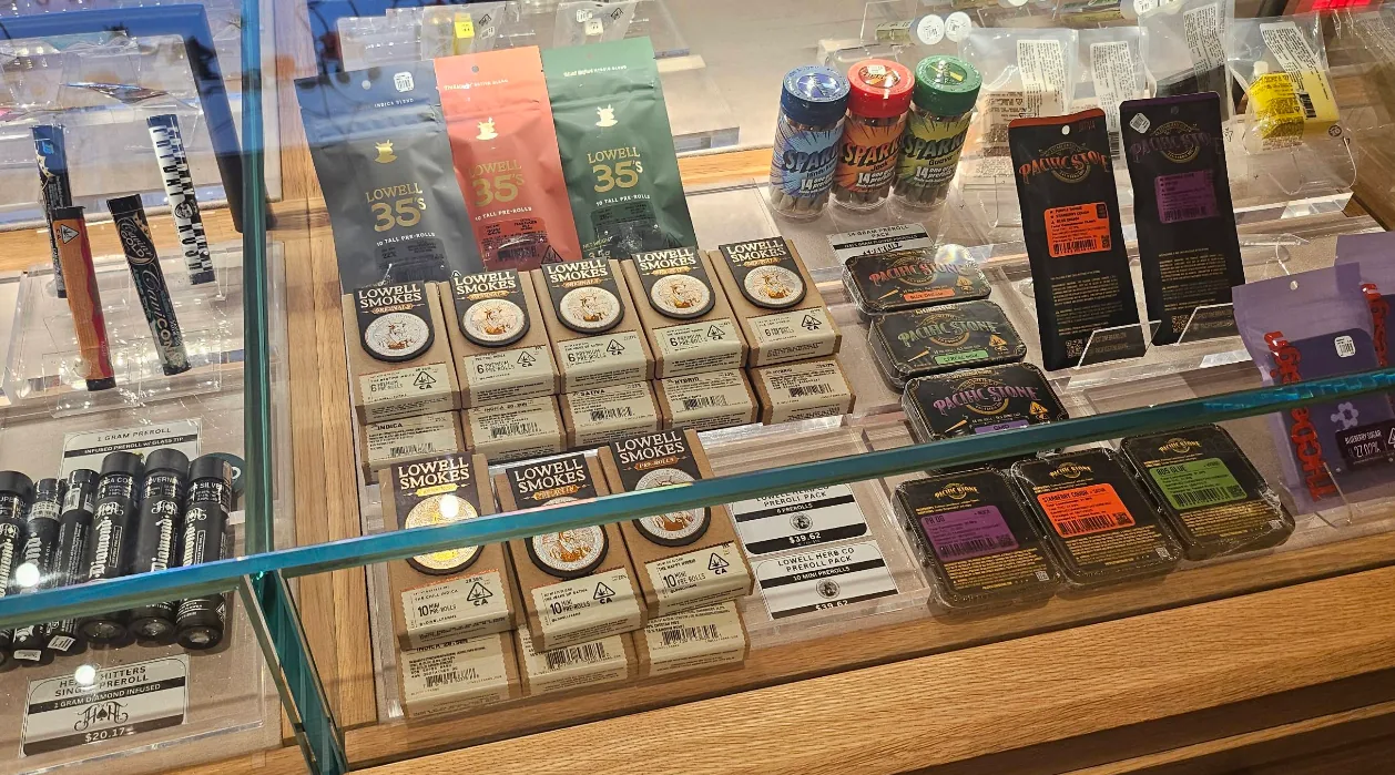 Santa Clarita Delivery 4 The pre-roll case at Caña Beverly, packs and tins laid out under glass